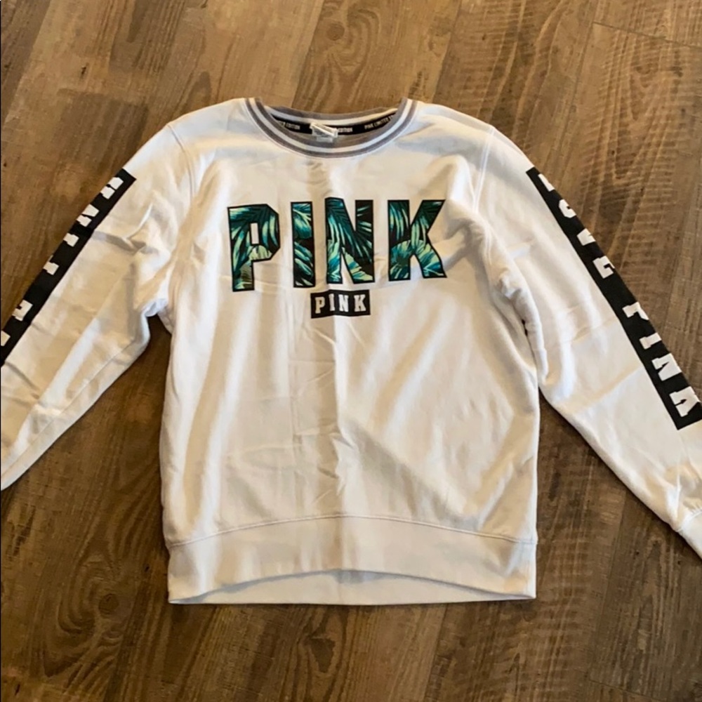 PINK crew neck sweatshirt
